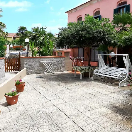 Very 펜션 마리나디캄포