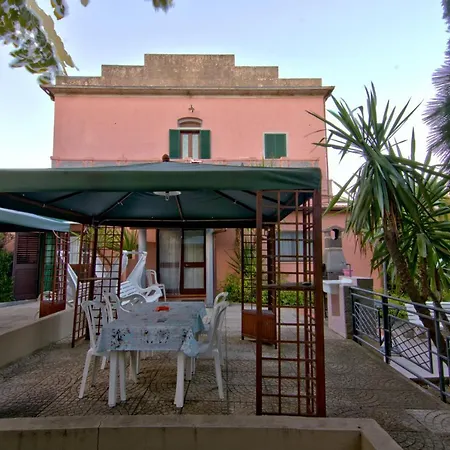Very Holiday home *