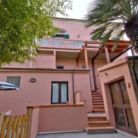 Holiday home Very Marina di Campo