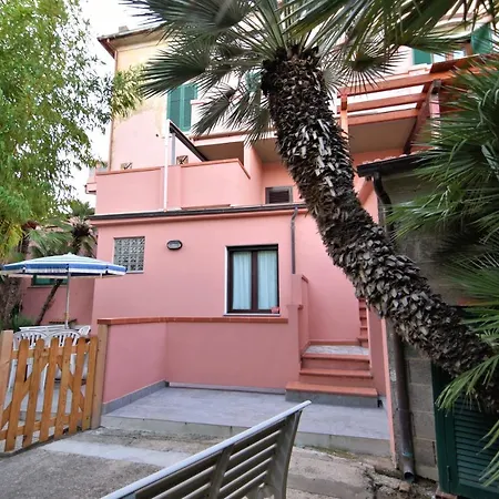Holiday home Very Marina di Campo